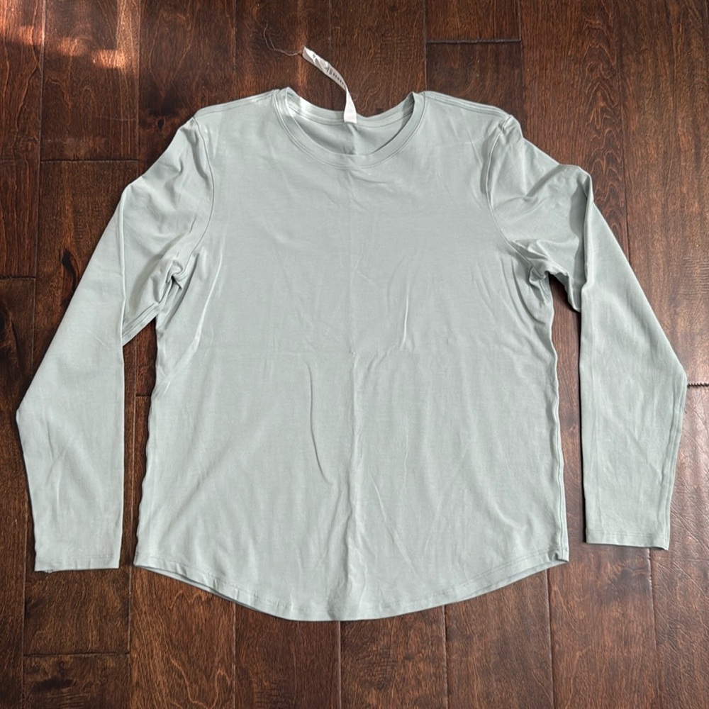 Worn once Lululemon Love Long sleeve crew shirt